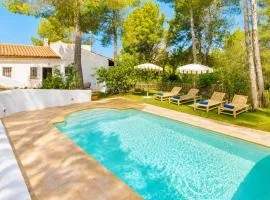 Can Rafalet Casa y piscina cerca de Cala Vadella