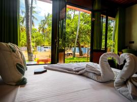Rhythm Beach, hotell i Trincomalee