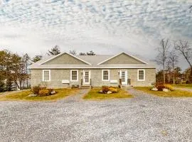 Water-view condo at Sheepscot Harbour Resort with deck, full kitchen, and WiFi