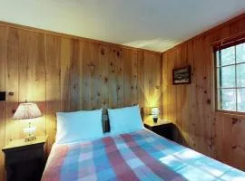Lakefront cabin with private dock & beach access