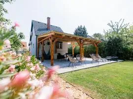 Fövenyes Hideaway