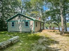 Cozy lakefront cabin with amazing views, deck, firepit, & water access