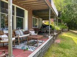 Secluded waterfront home with private dock, outdoor dining, firepit, WiFi & W/D