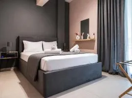 Swan Paradise Tolo