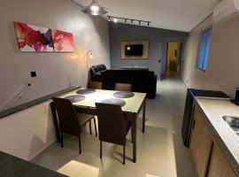 Lito Palace Hotel, hotel em Registro