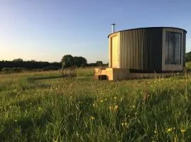 Yurt Queen Of Hearts