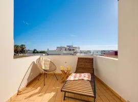 Alvor Oasis with Pool & Balconies Near Town & Beach