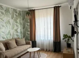 La Flora Apartment