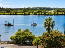 Luxury Caravan on Hastings River