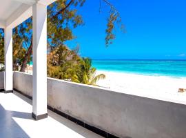 Uroa beachfront apartment, Indian Ocean views, hotell sihtkohas Uroa