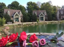 Spruce Hill Inn & Cottages