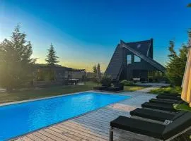 Zoe Luxury House
