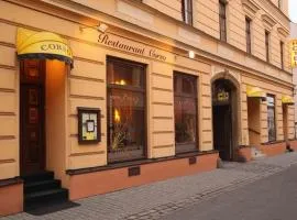 Hotel T-X