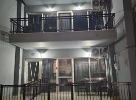 chous apartment
