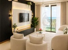 Nova Stays 1-Bedroom Apartment with Private Pool & Uninterrupted Seaview