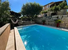 Les Coustelines Piscine privée et Jacuzzi