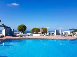 Charming Apartment in Tías + Pool