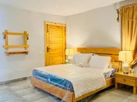 Granny's Den - Nathia Gali