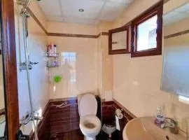 Luxurious Villa with Stunning Views in Strumyani