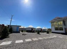 Yurt house