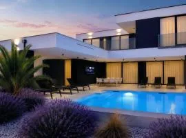 Villa 1