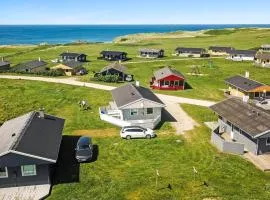 Godt Beliggende Feriehus Med Havkig Sj1005