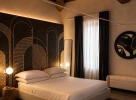 Albergo Diffuso Ginevra Boutique Rooms - Palazzo Leosini - Residenze D'Epoca, מלון בל'אקווילה