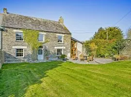 The Old Farmhouse-Uk12895