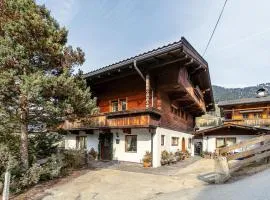 Beautiful Family Chalet in the heart of Inneralpbach