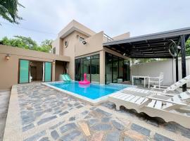 A1-Mountain View Private Pool Villa-บางแสน – hotel w mieście Chon Buri