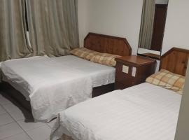 double twins, hotel v mestu Chin-t'ien