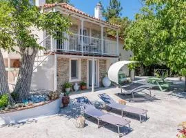 Pyrgos Country House
