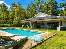 Spacious 6BR Mansion with Pool Sauna BBQ