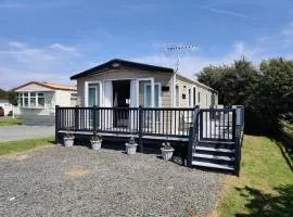 Pepper's Luxury Lodge