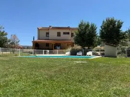 Casa Rural Torrecaballeros-Segovia