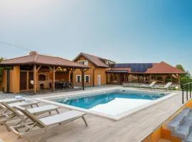 Holiday Residence Banfi