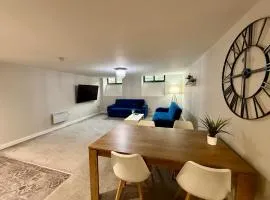 Central Bradford Living - 1-Bedroom Apartment