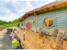 Hobbit House & Creekside Cabin on 6 Acres in Cosby