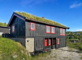 Mountain cabin in Aurdal Fireplace Sauna 1000 meters above sea level – hotel w mieście Aurdal