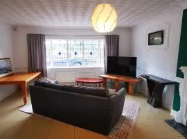 2 Bedroom Luxury apartment within 25 minutes of Chester