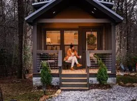 The Cozy Doe Tiny Home in the Woods with Fire Pit