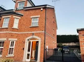Highfields GAA-Football entire house Omagh Town