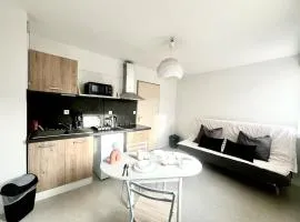 Cozy studio near Saint-Leu & Fac