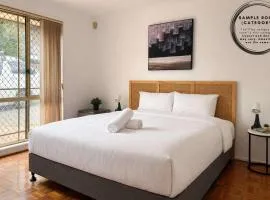 Convenient Western Sydney Double Bed Room Stay - Shared Bathroom
