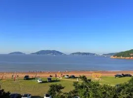 Mountains of Zhoushan Sea Guesthouse