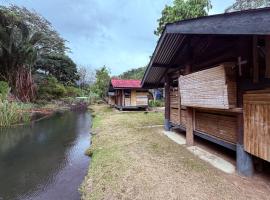 Langanan Campground Poring Ranau, хотел в Ранау