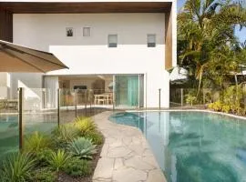 9 Depper Street - Large Residence Entire 6 Bed House