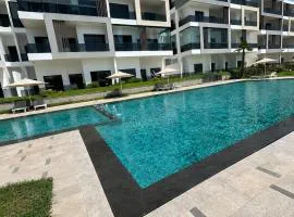 Appartement de luxe - Vue sur mer & 2 piscines