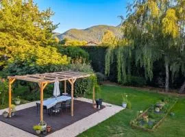 Maison indépendante près d'Izaut-de-l'Hôtel avec jardin