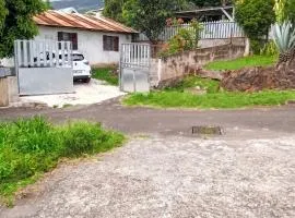 Maison avec terrasse près de Saint-Leu – 100 m² avec jardin